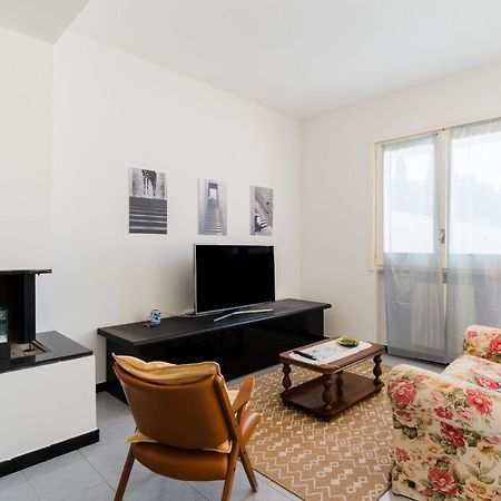 Intera Casa Ad Uso Esclusivo Con 3 Camere 2 Bagni Giardino Wifi Parcheggio Lavatrice Microonde Barbecue Macchina Caffe Tuglie Exteriér fotografie