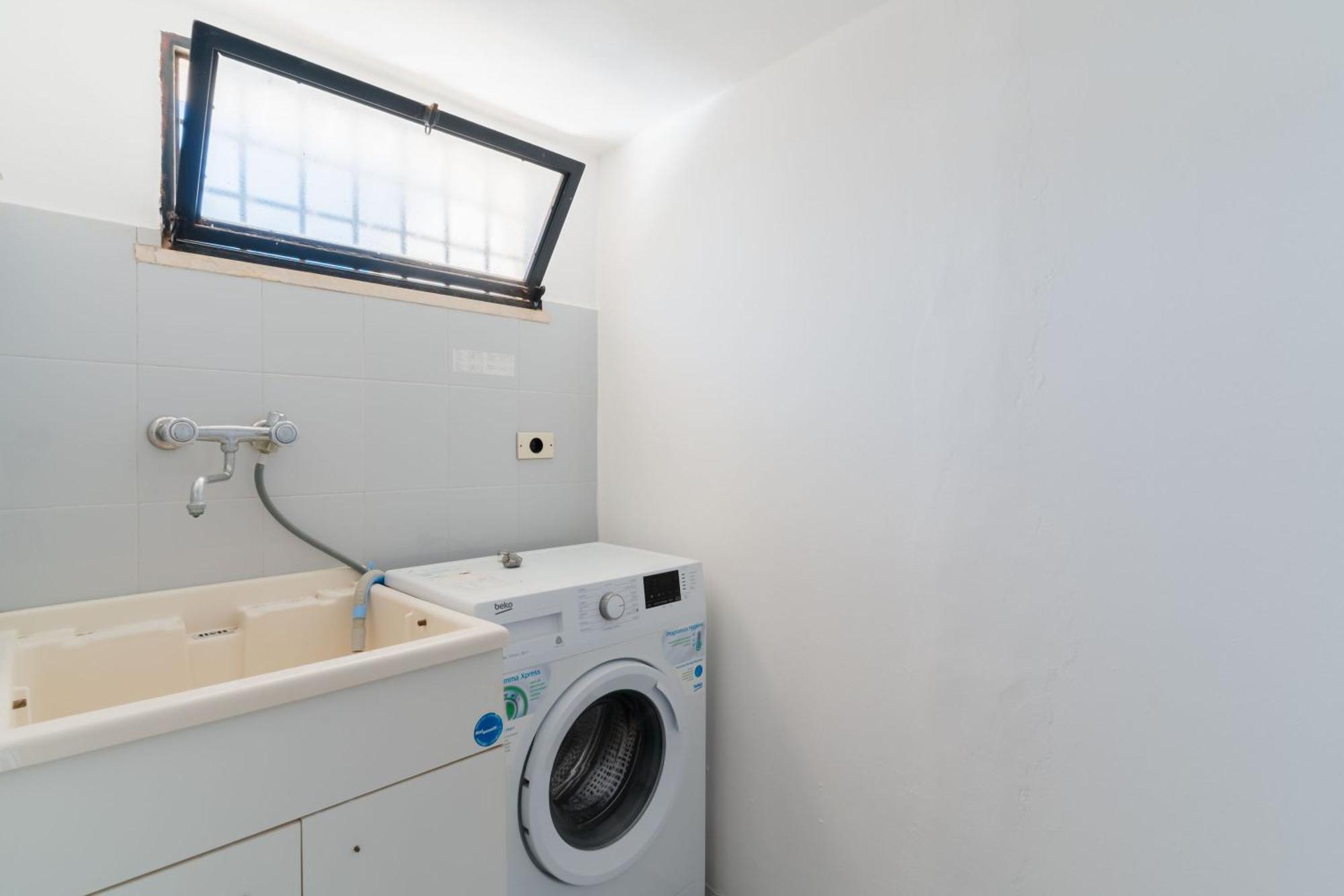 Intera Casa Ad Uso Esclusivo Con 3 Camere 2 Bagni Giardino Wifi Parcheggio Lavatrice Microonde Barbecue Macchina Caffe Tuglie Exteriér fotografie