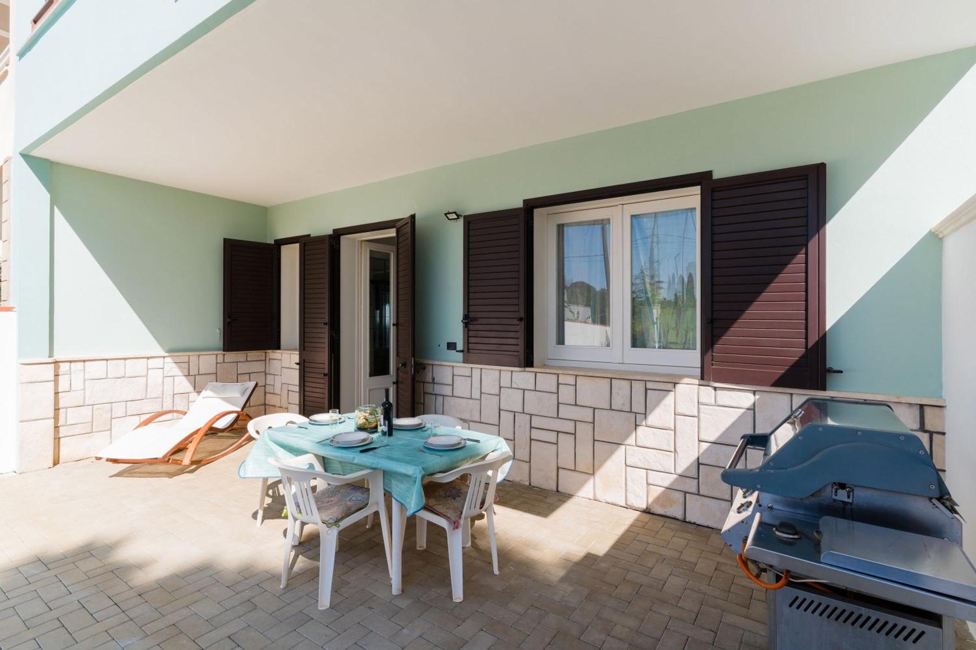 Intera Casa Ad Uso Esclusivo Con 3 Camere 2 Bagni Giardino Wifi Parcheggio Lavatrice Microonde Barbecue Macchina Caffe Tuglie Exteriér fotografie